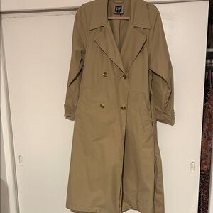 GAP Women's Classic Tan Trench Coat